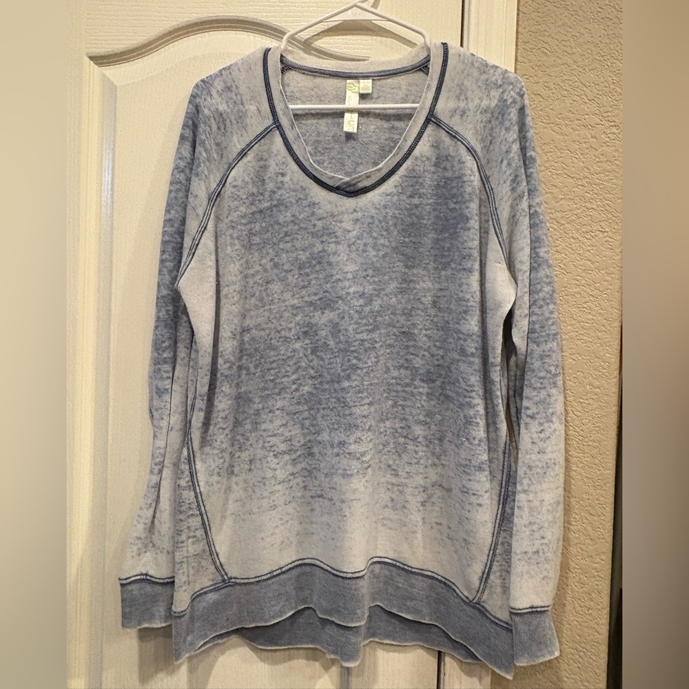GreenTea Women's Blue Washed Crew Neck Sweater
